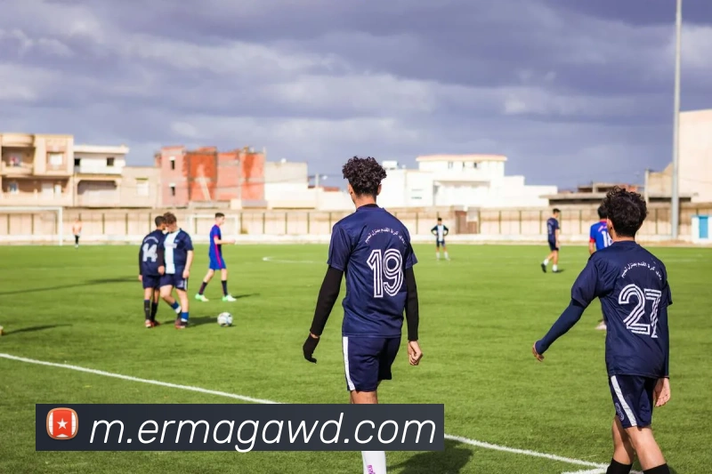 问鼎28APP 体育赛事宣传图